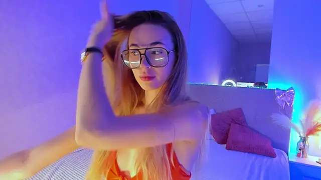 AlexaWilds online show from 04-01-26, 12:17