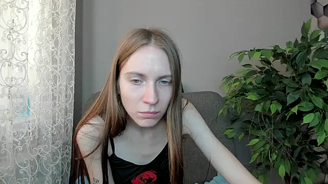 Snapshot of Kelly_Gerzikaa chatting on 09-19-25, 02:26 Kelly Gerzikaa online show from 09-19-25, 02:26