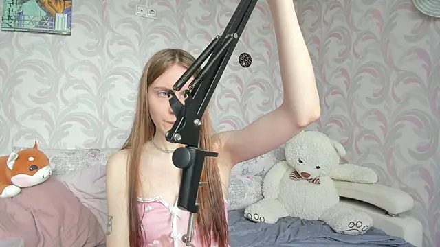 Kelly Gerzikaa online show from 05-26-26, 07:17