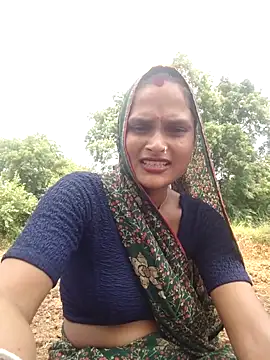 Snapshot of Sapna9685 chatting on 09-12-25, 08:36 Sapna9685 online show from 09-12-25, 08:36