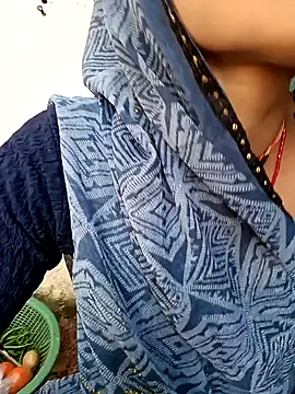 Snapshot of Sapna9685 chatting on 10-11-25, 08:15 Sapna9685 online show from 10-11-25, 08:15