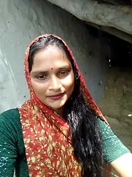 Snapshot of Sapna9685 chatting on 09-17-25, 06:26 Sapna9685 online show from 09-17-25, 06:26