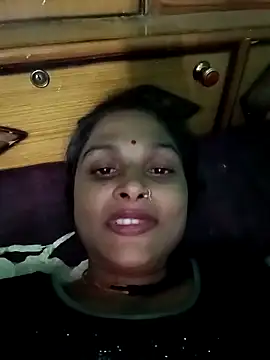 Snapshot of Sapna9685 chatting on 11-04-25, 02:43 Sapna9685 online show from 11-04-25, 02:43
