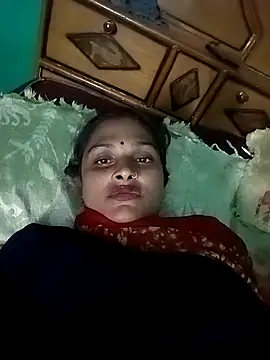 Snapshot of Sapna9685 chatting on 10-26-25, 03:34 Sapna9685 online show from 10-26-25, 03:34