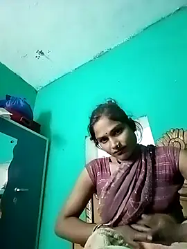 Snapshot of Sapna9685 chatting on 11-08-25, 03:04 Sapna9685 online show from 11-08-25, 03:04