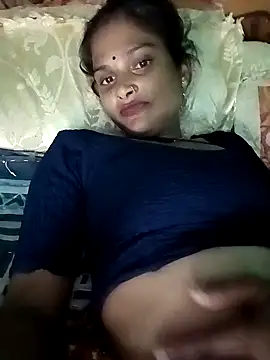 Snapshot of Sapna9685 chatting on 11-01-25, 04:12 Sapna9685 online show from 11-01-25, 04:12
