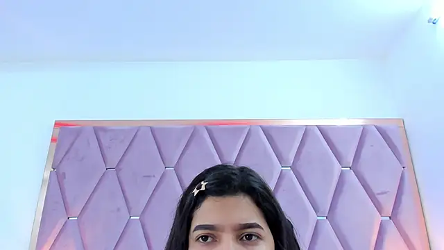 Snapshot of MaskedGirl_ chatting on 10-02-25, 11:46 MaskedGirl online show from 10-02-25, 11:46