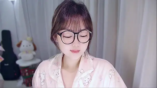 YUANYUAN-A online show from 03-25-26, 12:15