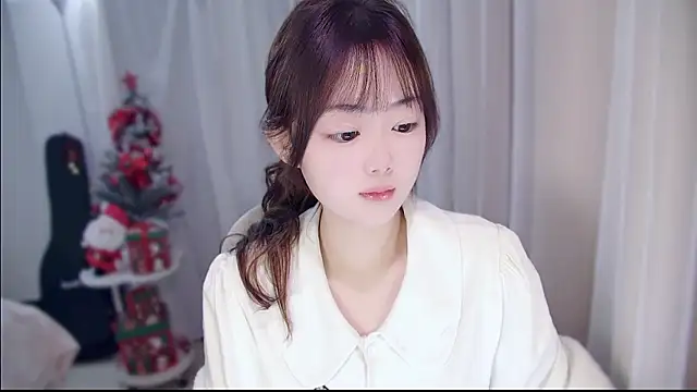 YUANYUAN-A online show from 01-07-26, 11:48