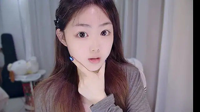 YUANYUAN-A online show from 04-09-26, 12:22