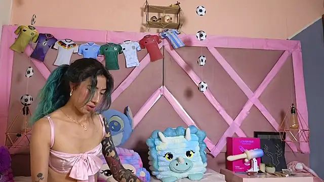Sophia moo  online show from 07-01-26, 03:40