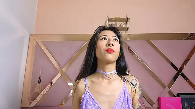 Snapshot of Sophia_moo_ chatting on 02-19-26, 05:59 Sophia moo online show from 02-19-26, 05:59