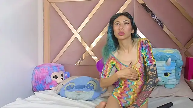 Sophia moo  online show from 05-29-26, 07:25
