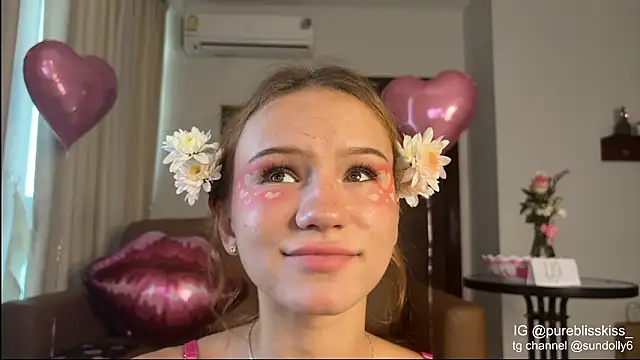 Snapshot of lxsundollyxl chatting on 02-14-26, 04:34 lxsundollyxl online show from 02-14-26, 04:34