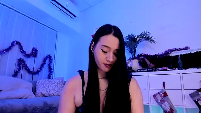 Mary Lori online show from 12-19-25, 07:11