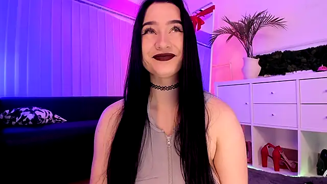 Snapshot of Mary_Lori chatting on 06-12-26, 06:33 Mary Lori online show from 06-12-26, 06:33