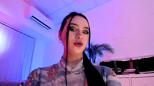 Mary Lori online show from 11-07-25, 07:35