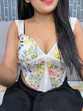 Riya-6969 online show from 06-16-26, 06:35