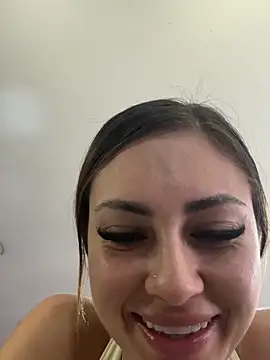 Isabellaa Palacios online show from 03-14-26, 04:57