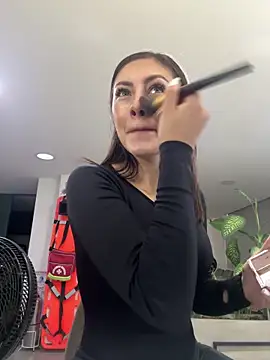 Isabellaa Palacios online show from 06-16-26, 12:27