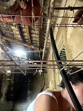 Snapshot of han-cute chatting on 10-02-25, 07:23 han-cute online show from 10-02-25, 07:23