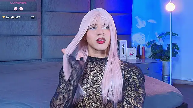 Slenna Moon online show from 03-25-26, 11:58