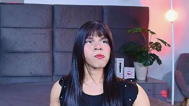 Slenna Moon online show from 04-13-26, 12:36