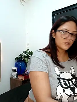 AuroraChest online show from 03-21-26, 12:20