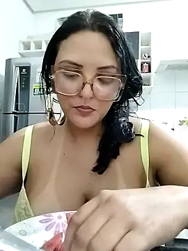 AuroraChest online show from 02-08-26, 11:46