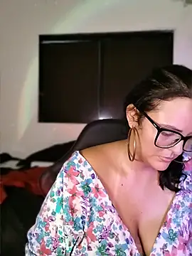 AuroraChest online show from 02-19-26, 01:08