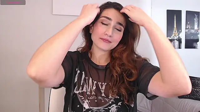 Snapshot of linda_morgan1 chatting on 02-26-26, 12:16 linda morgan1 online show from 02-26-26, 12:16