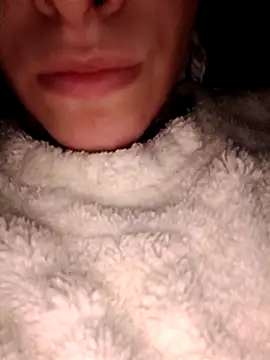 Snapshot of Ahalm chatting on 12-22-25, 07:47 Ahalm online show from 12-22-25, 07:47