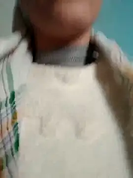 Snapshot of Ahalm chatting on 12-23-25, 11:09 Ahalm online show from 12-23-25, 11:09