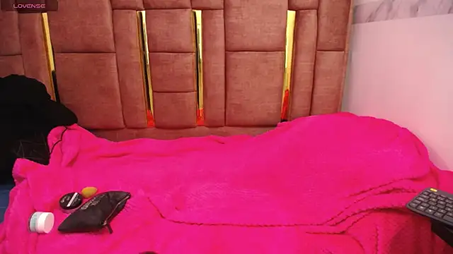 KENDALL ART online show from 03-12-26, 08:46