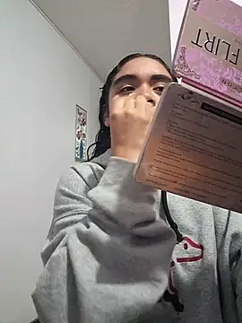 KENDALL ART online show from 02-25-26, 02:56