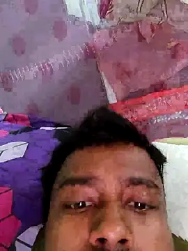 Snapshot of Hotgirlboy2025 chatting on 09-17-25, 05:37 Hotgirlboy2025 online show from 09-17-25, 05:37