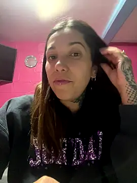 Snapshot of emperatrixsex chatting on 10-22-25, 02:55 emperatrixsex online show from 10-22-25, 02:55
