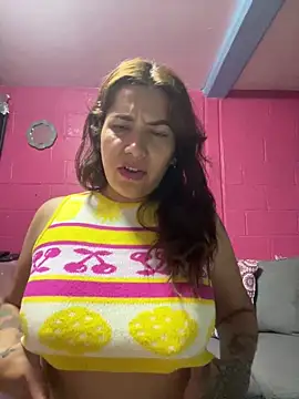 Snapshot of emperatrixsex chatting on 05-25-26, 03:06 emperatrixsex online show from 05-25-26, 03:06