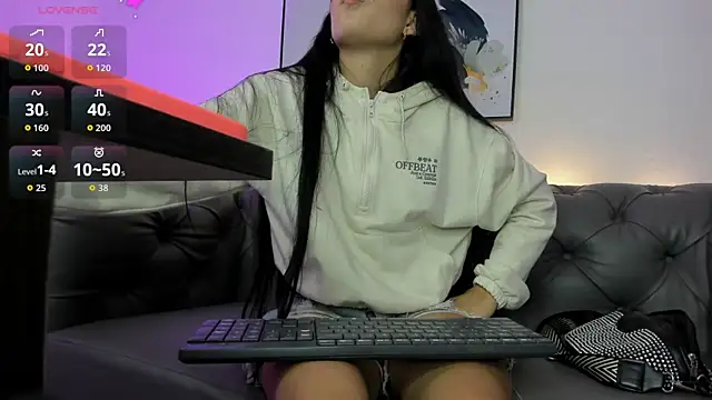 Zahra milks online show from 12-02-25, 02:08