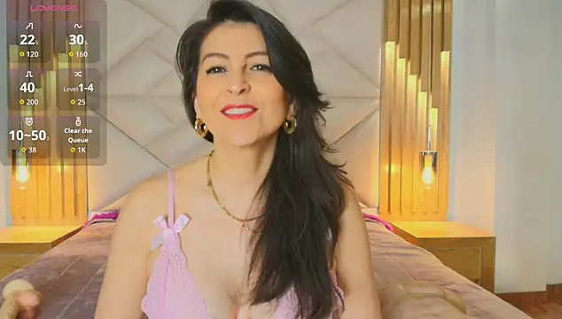 Snapshot of allie_pearl chatting on 11-08-25, 11:47 allie pearl online show from 11-08-25, 11:47