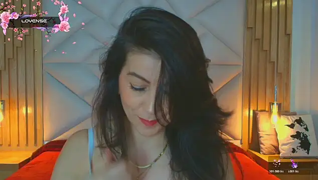 Snapshot of allie_pearl chatting on 12-05-25, 12:04 allie pearl online show from 12-05-25, 12:04