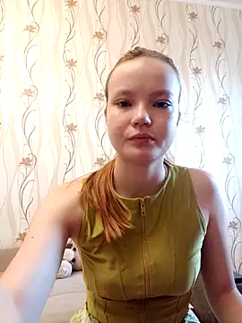 Ginger Emma online show from 10-28-25, 05:29