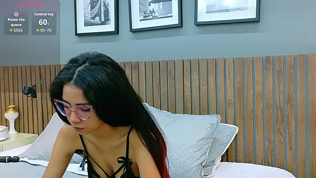 luna roja25 online show from 09-10-25, 01:21