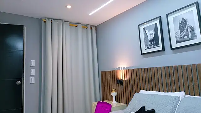 luna roja25 online show from 02-04-26, 04:02