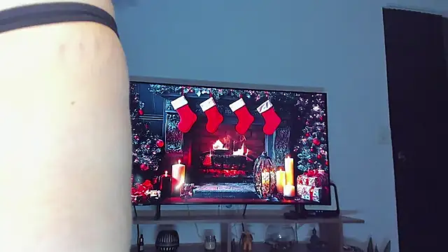 tianastone  online show from 12-05-25, 03:49