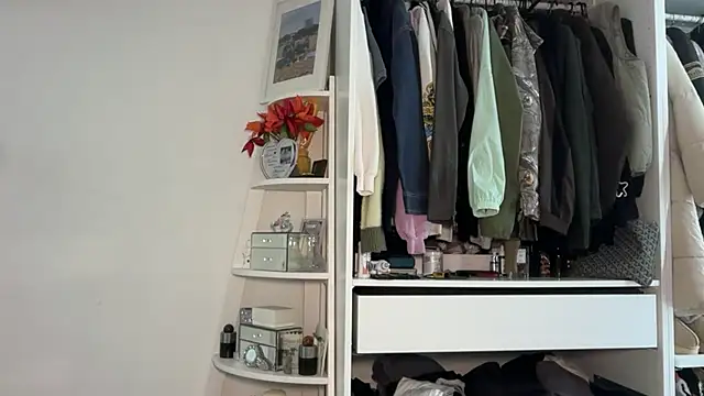 KayleeBella online show from 04-07-26, 08:54