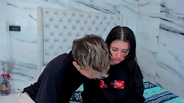 Ari and Storm online show from 11-19-25, 02:28