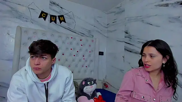 Ari and Storm online show from 05-04-26, 01:47