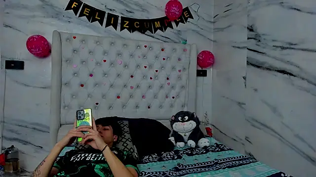 Ari and Storm online show from 03-29-26, 02:08