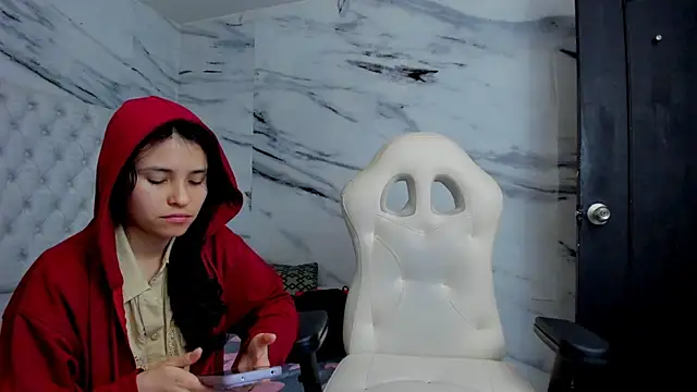 Ari and Storm online show from 12-17-25, 02:00